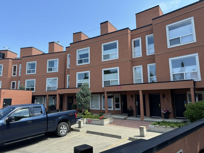 image Helm Property Management and Realty Ltd | Building Management Company Services: What Should Property Owners Expect?
